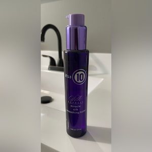 It’s a 10 Smoothing Balm